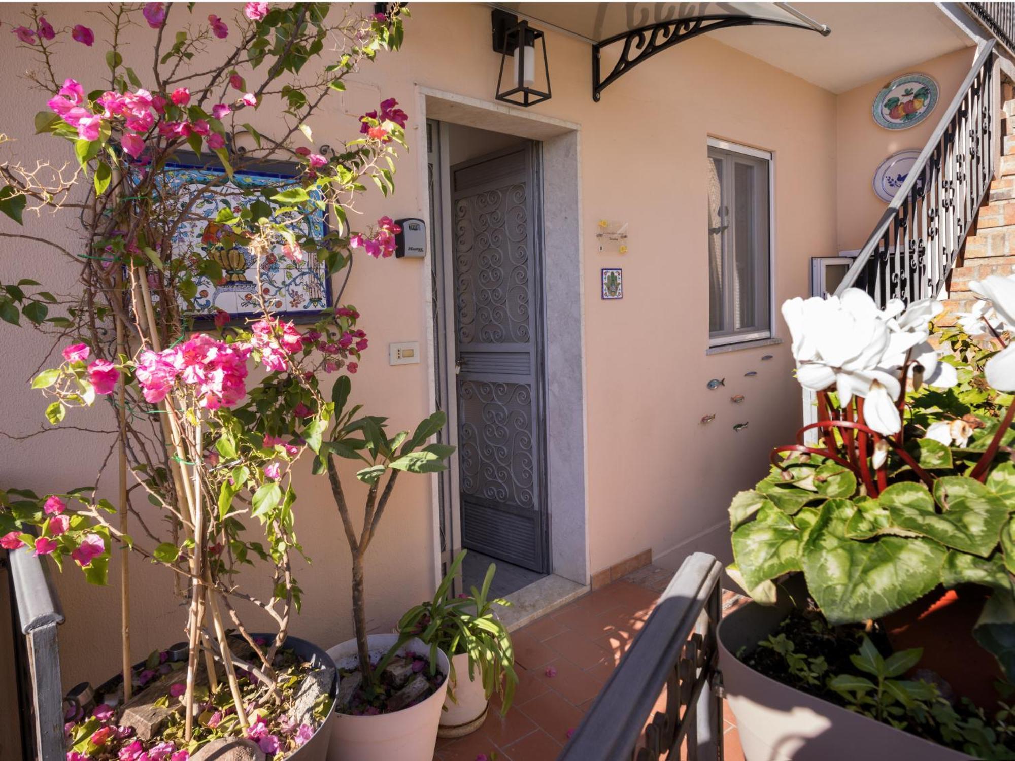 Apartamento Casa Del Presidente Taormina Exterior foto